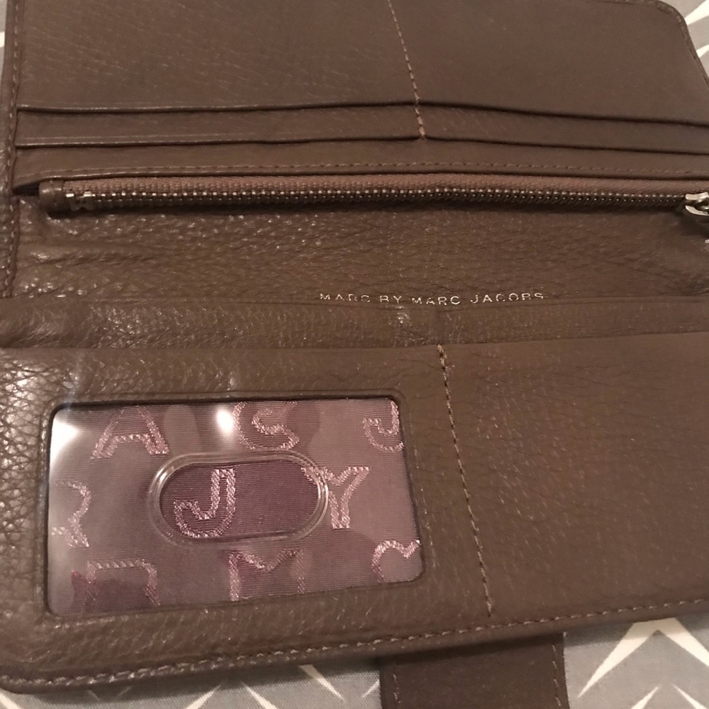 Wallet - Picture 4 of 5